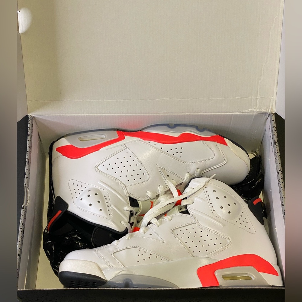 Air Jordan 6 Retro - Picture 15 of 15